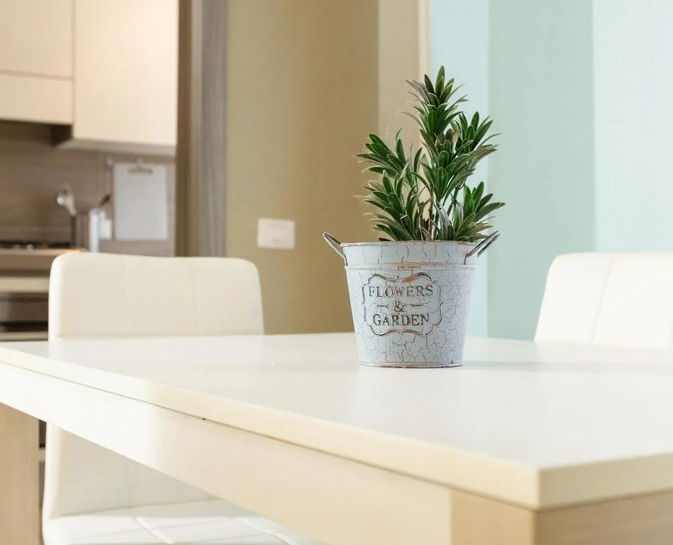 Honey Exclusive Apartment - Train Station - Near Center Milan Italy